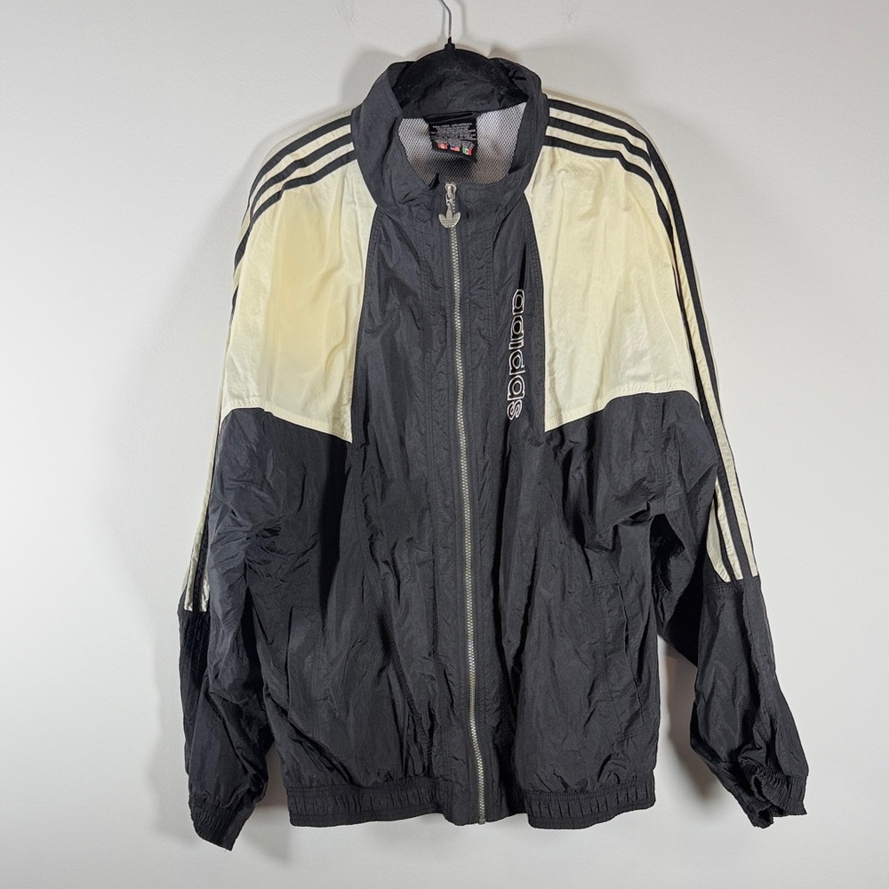 Vintage Adidas Men's Black and Cream Windbreaker